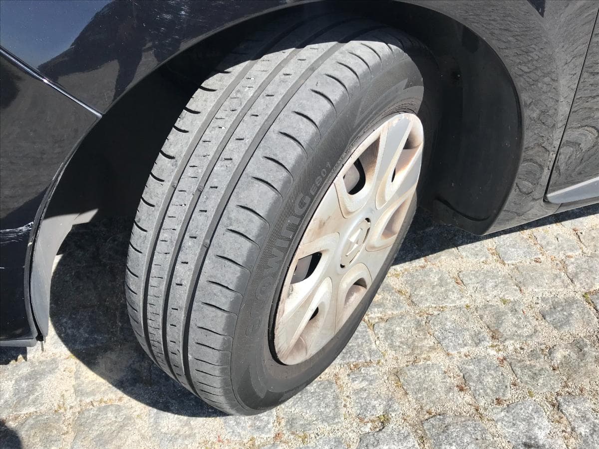 Renault Clio 1.5DCI · Ano 2013 — imagem 11