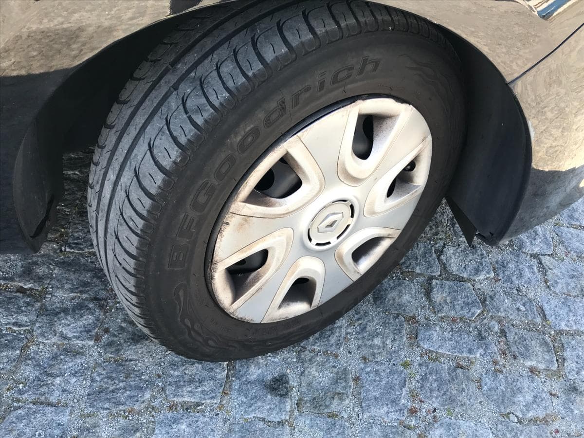 Renault Clio 1.5DCI · Ano 2013 — imagem 13