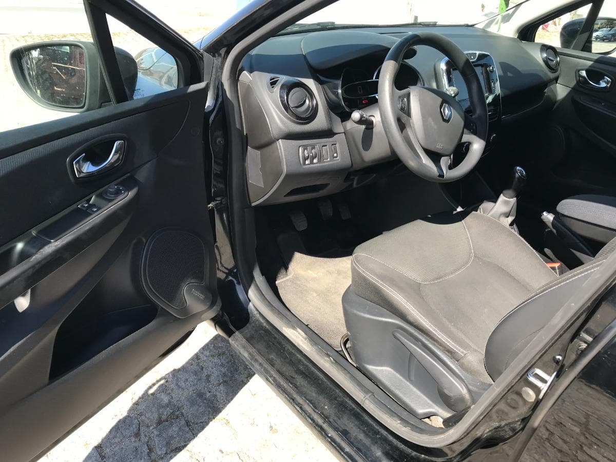 Renault Clio 1.5DCI · Ano 2013 — imagem 17