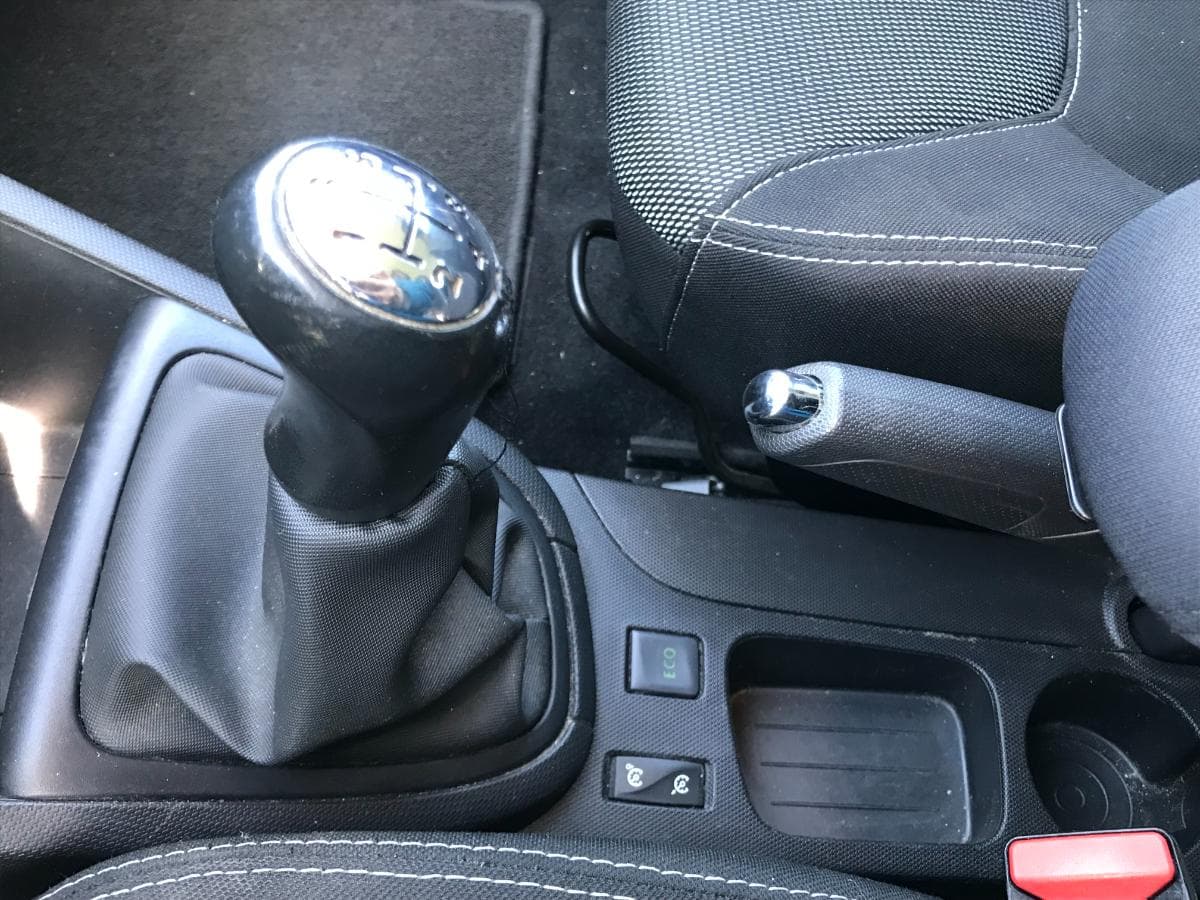 Renault Clio 1.5DCI · Ano 2013 — imagem 25