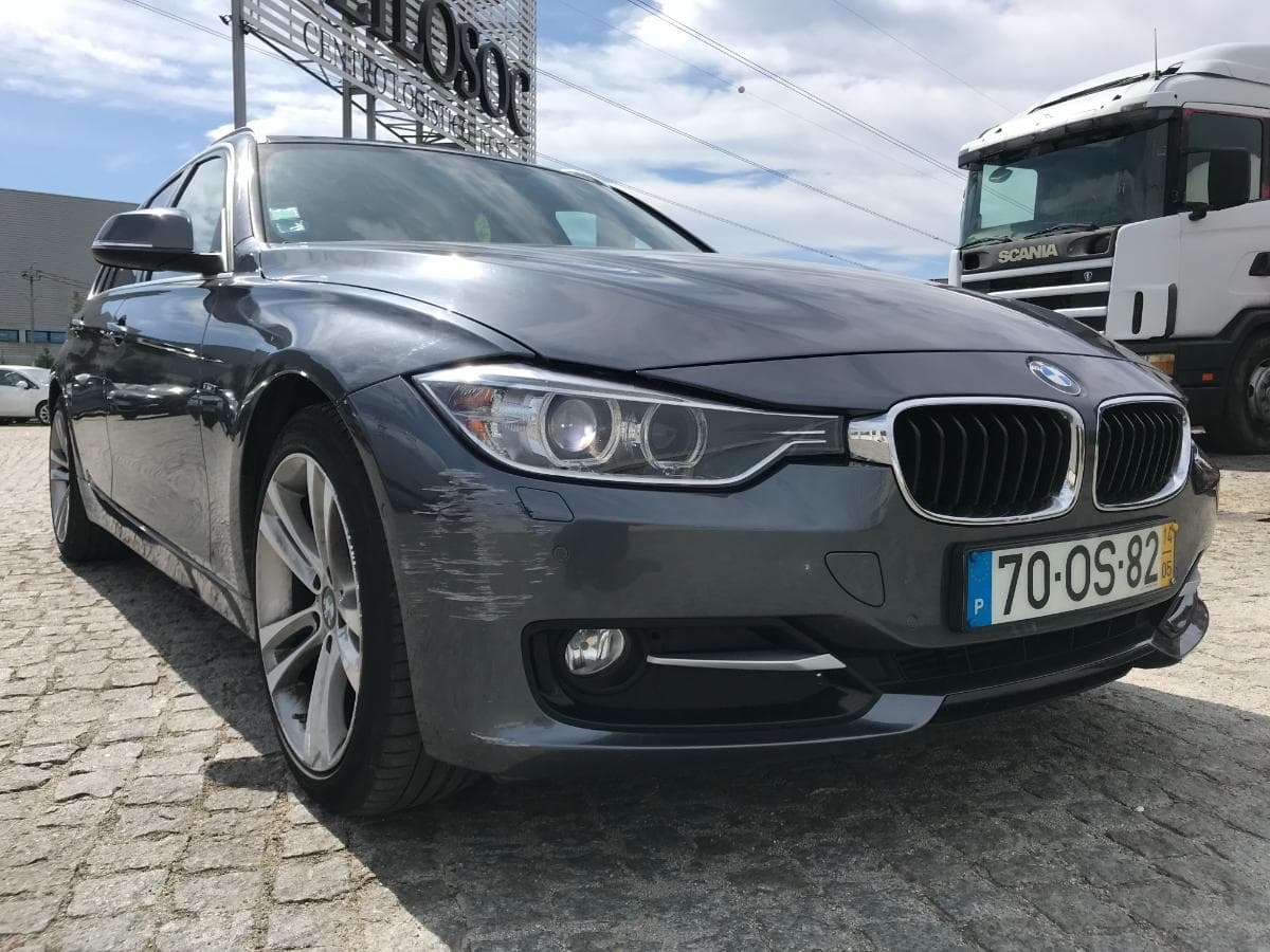 BMW 320D Touring 2.0 · Ano 2014 — imagem 4