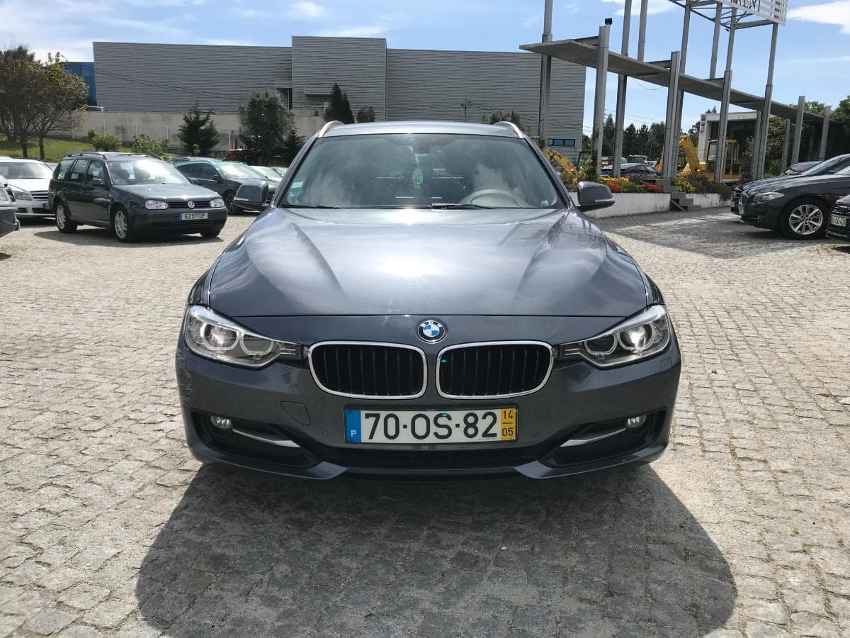 BMW 320D Touring 2.0 · Ano 2014 — imagem 2