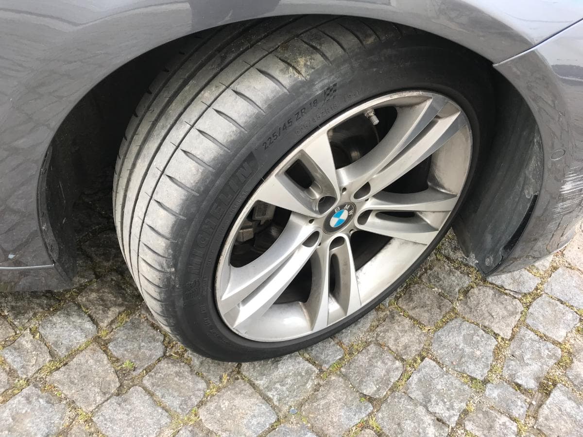 BMW 320D Touring 2.0 · Ano 2014 — imagem 15