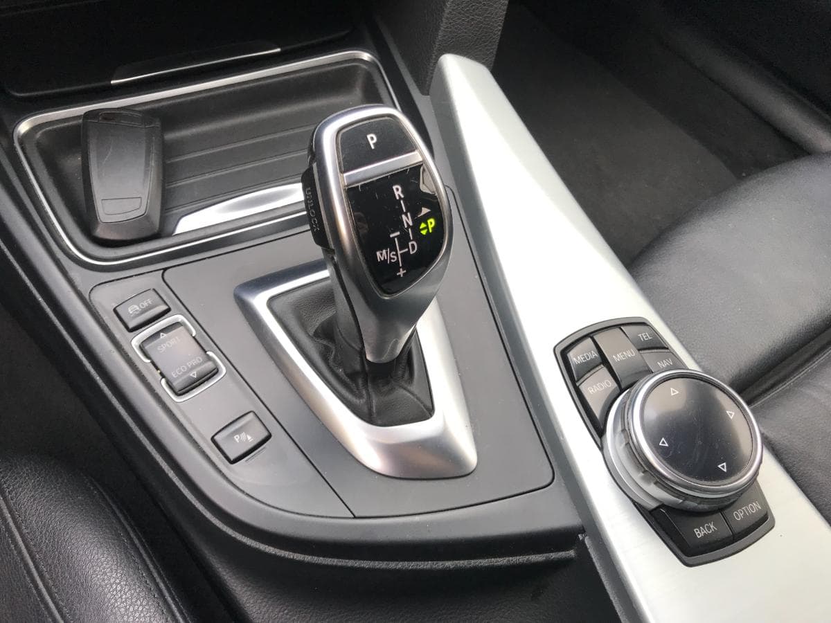 BMW 320D Touring 2.0 · Ano 2014 — imagem 34
