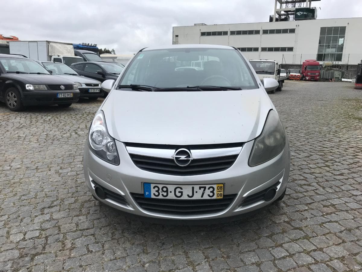 Opel Corsa 1.3CDTI · Ano 2008 39-GJ-73 — imagem 2