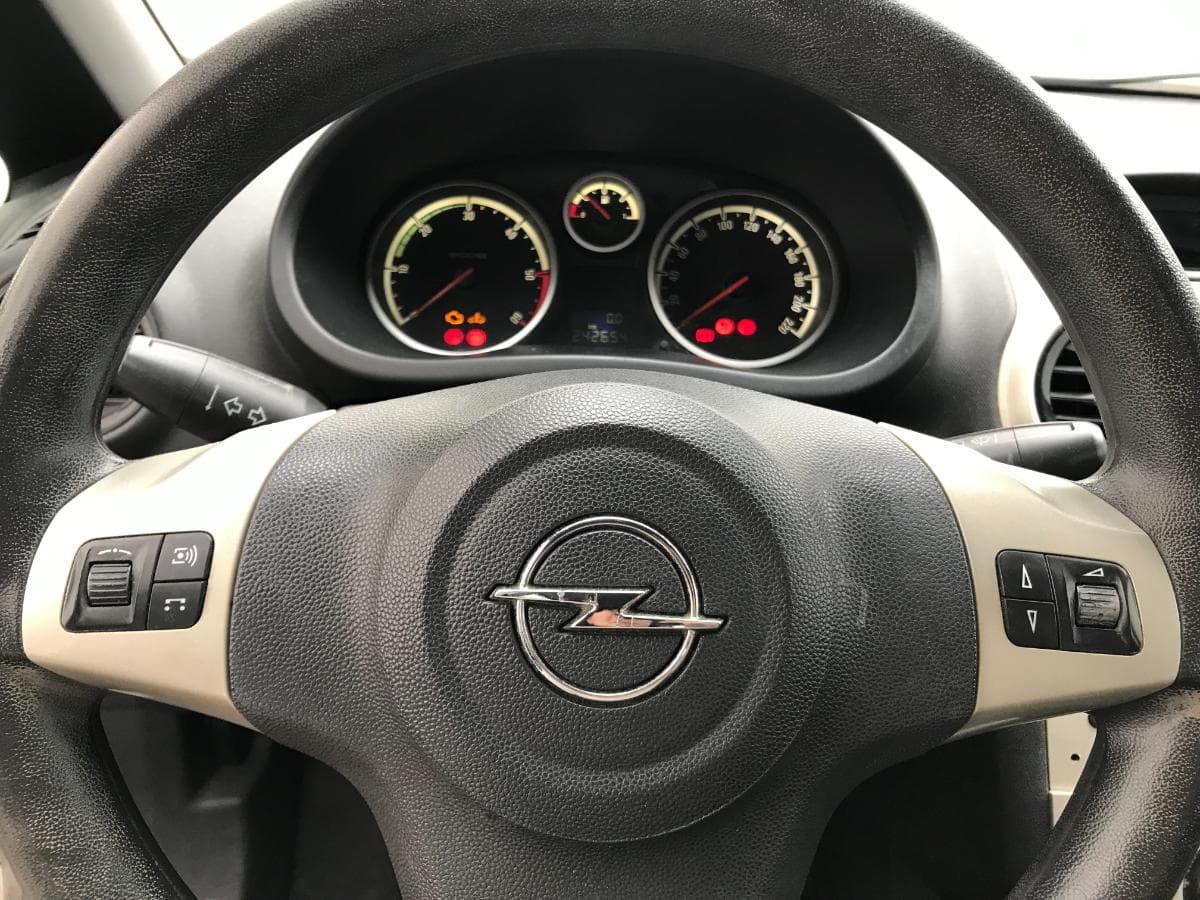 Opel Corsa 1.3CDTI · Ano 2008 39-GJ-73 — imagem 30