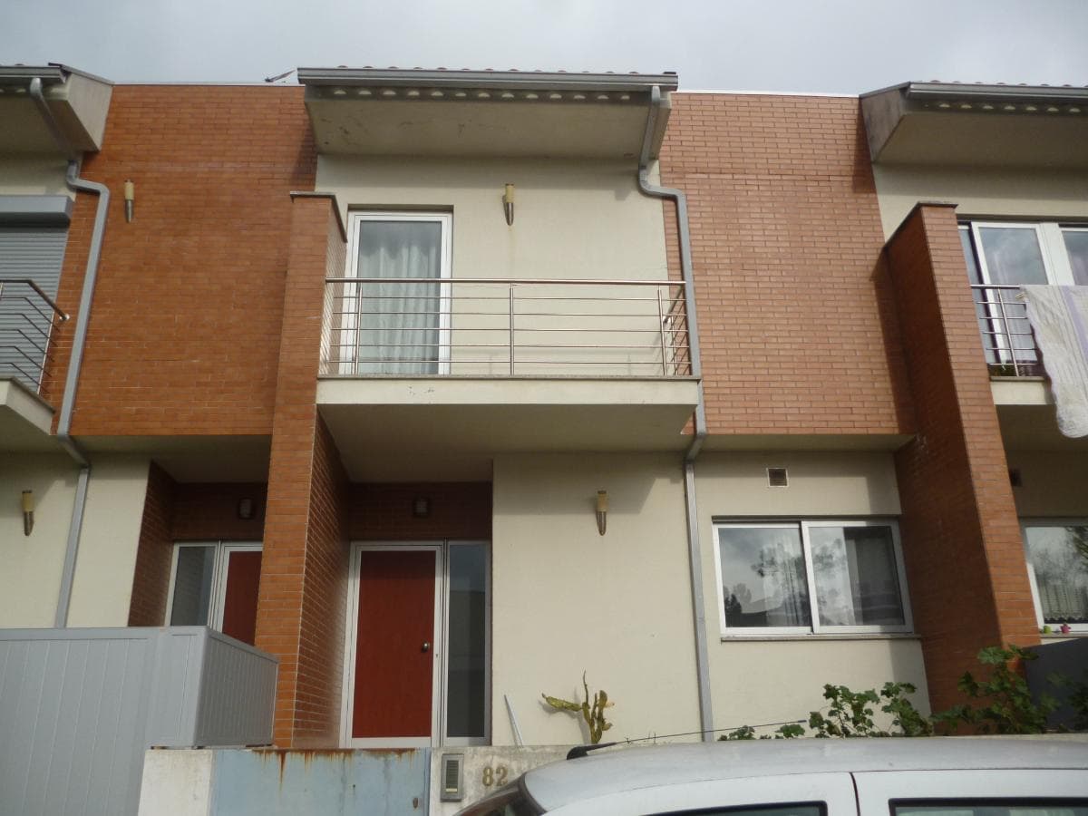 Moradia V3 com Garagem · Barcelos — imagem 1