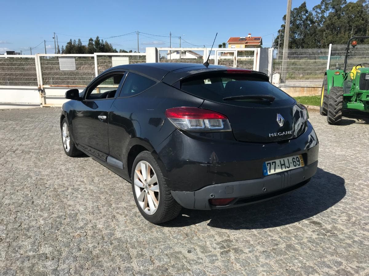 Renault Mégane Coupé 1.5DCI · Ano 2009 — imagem 4