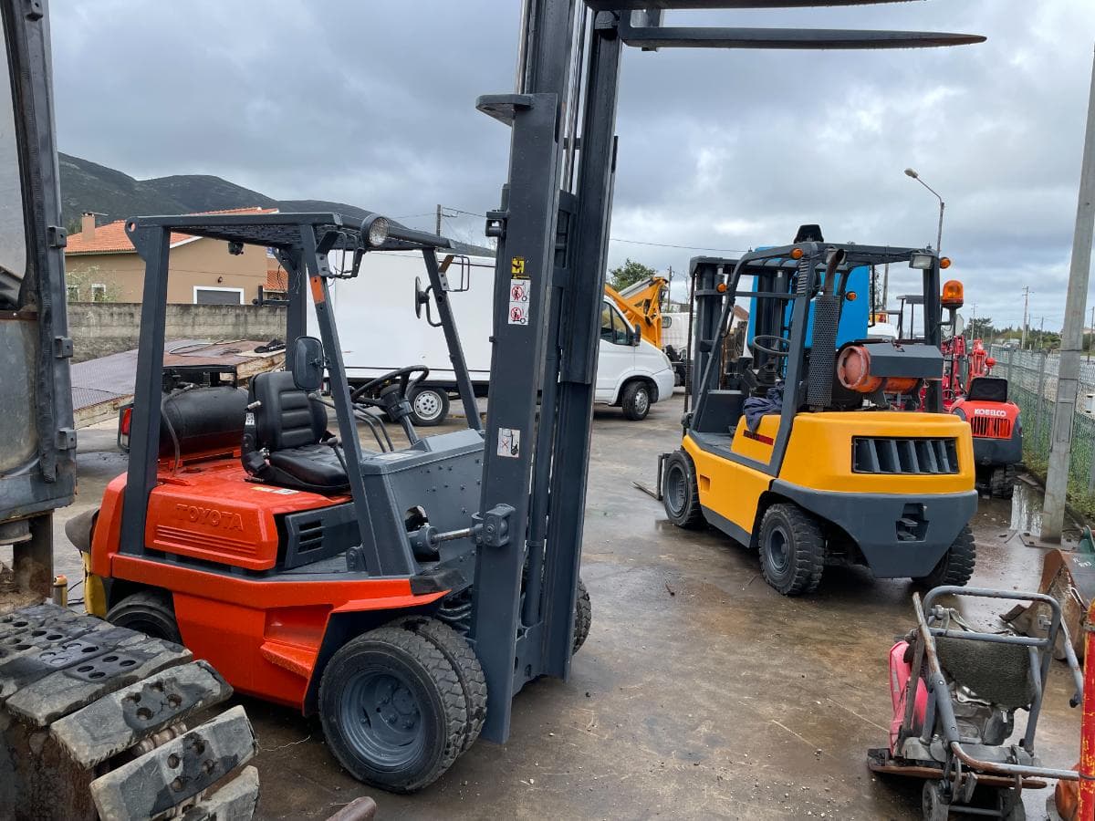Empilhador Toyota 1500 KG — imagen 1