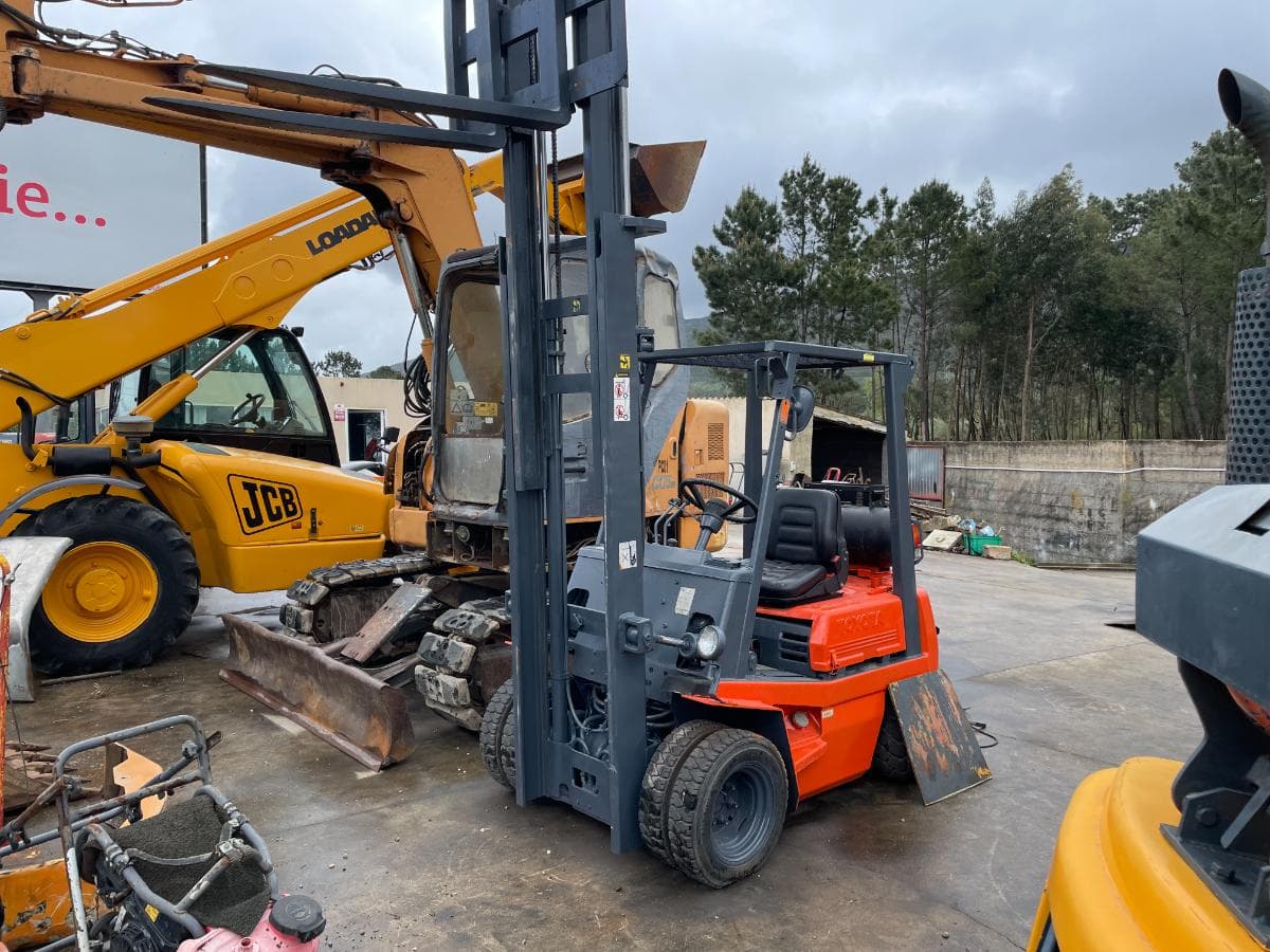Empilhador Toyota 1500 KG — imagen 2