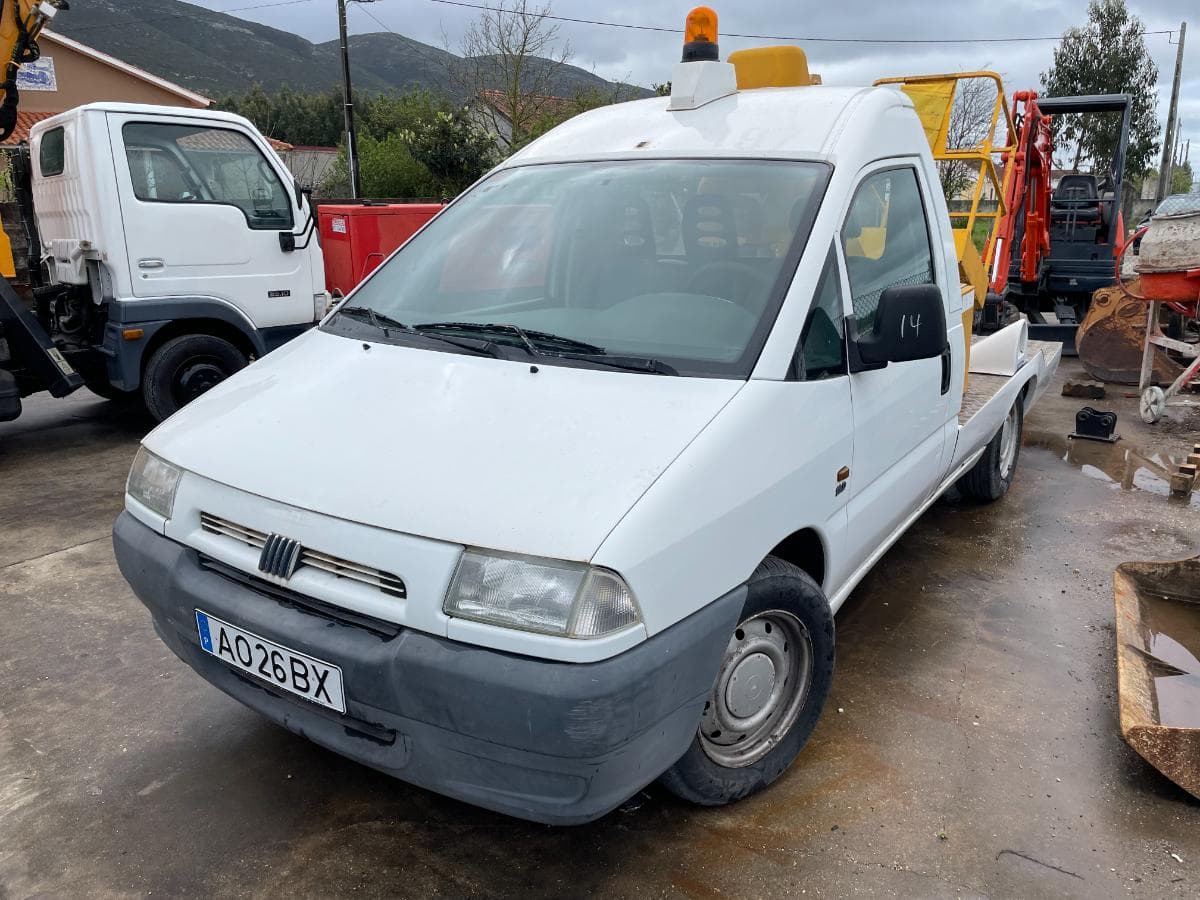 Fiat Scudo Com Plataforma Elevatória — imagen 2