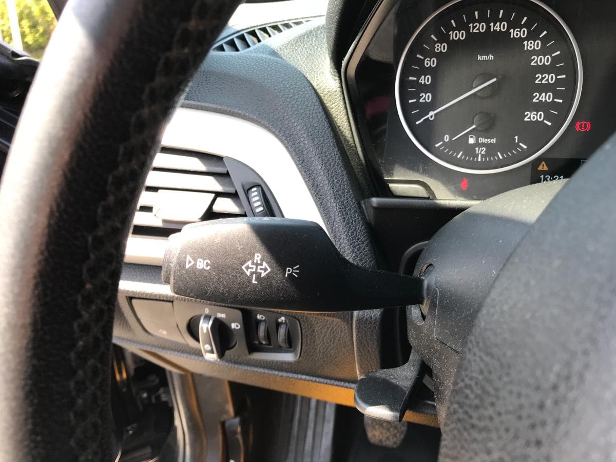 BMW 116D · Ano 2013 — imagem 20