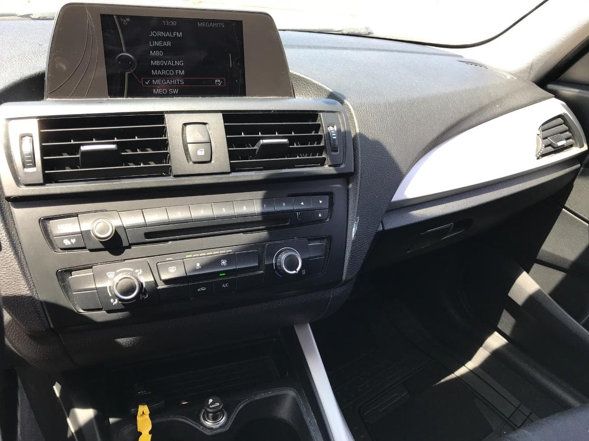 BMW 116D · Ano 2013 — imagem 24