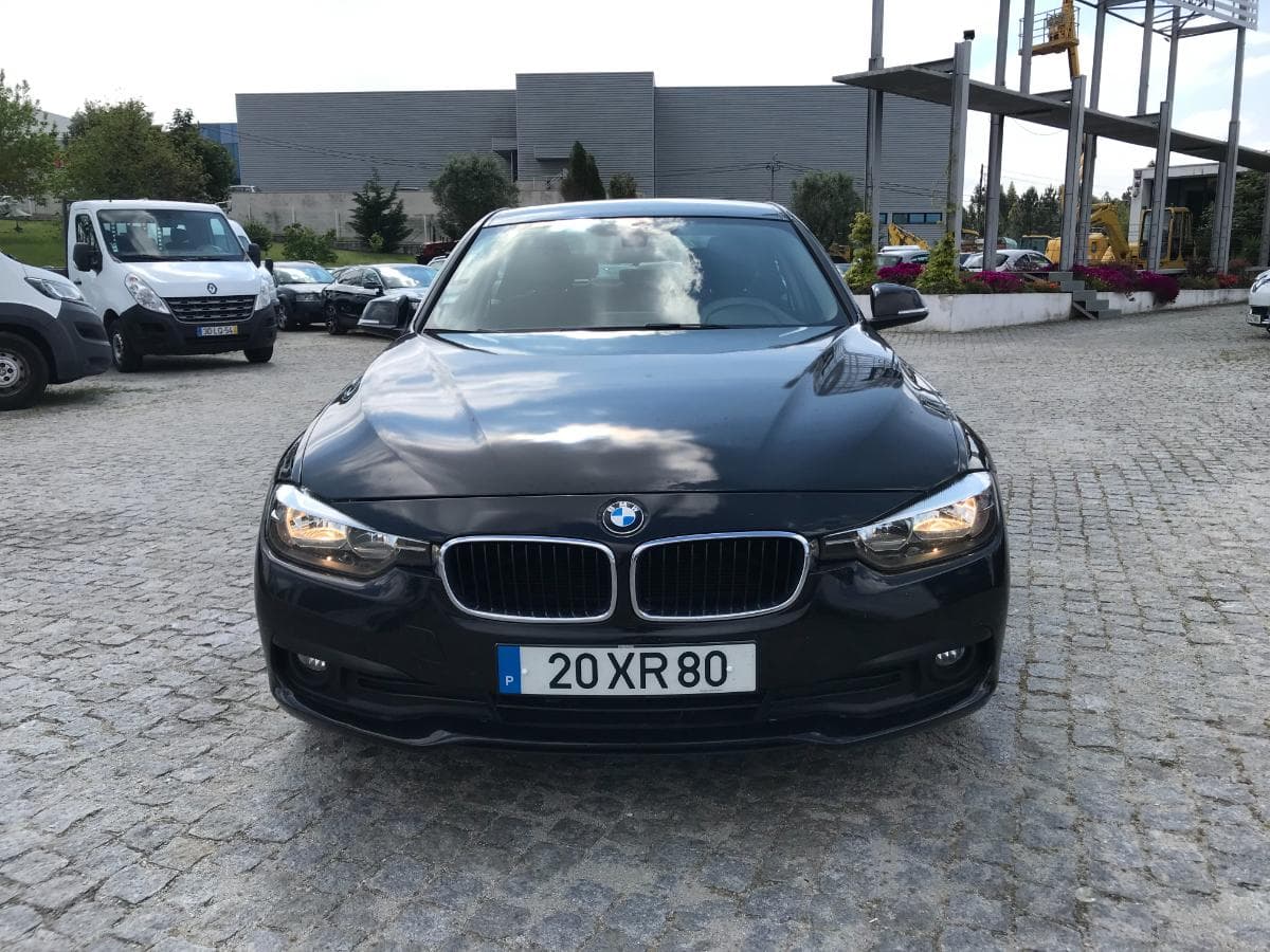 BMW 316D · Ano 2017 — imagem 2