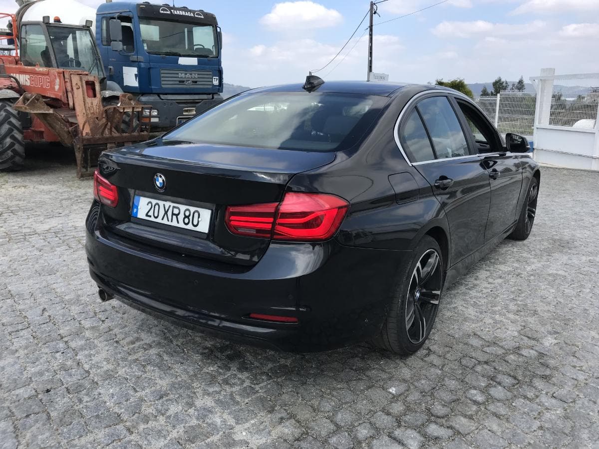 BMW 316D · Ano 2017 — imagem 6