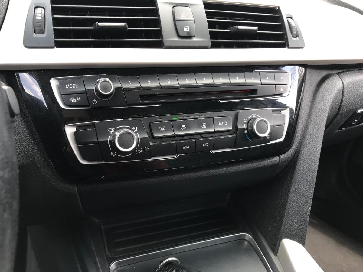 BMW 316D · Ano 2017 — imagem 21