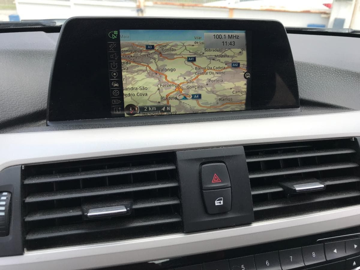 BMW 316D · Ano 2017 — imagem 20