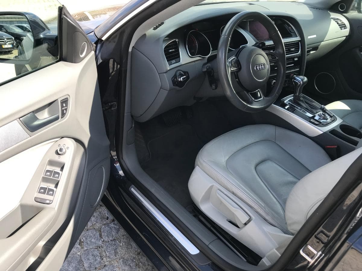 Audi A5 2.0TDI · Ano 2012 — imagem 19