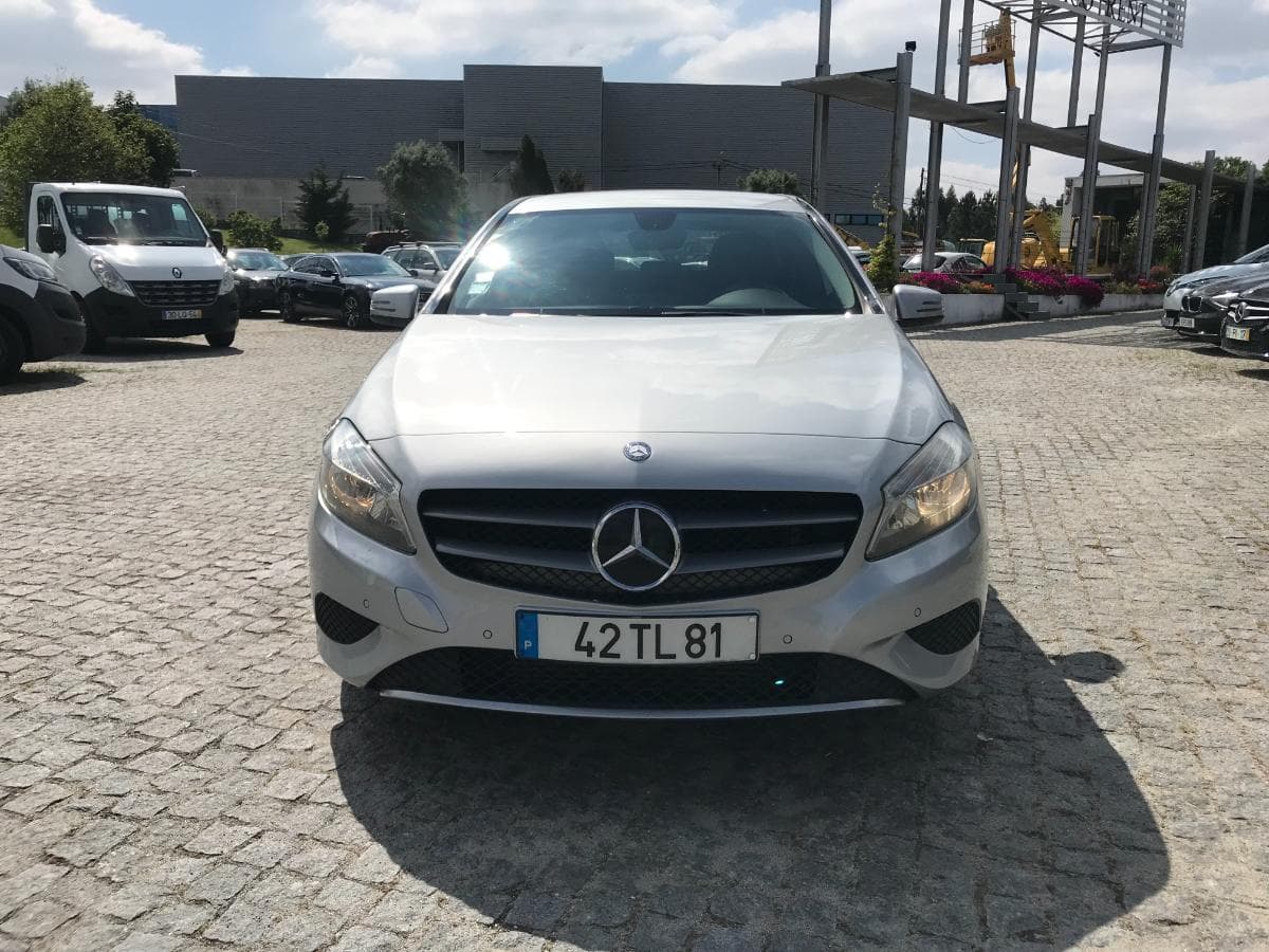 Mercedes-Benz A180CDI · Ano 2013 — image 3