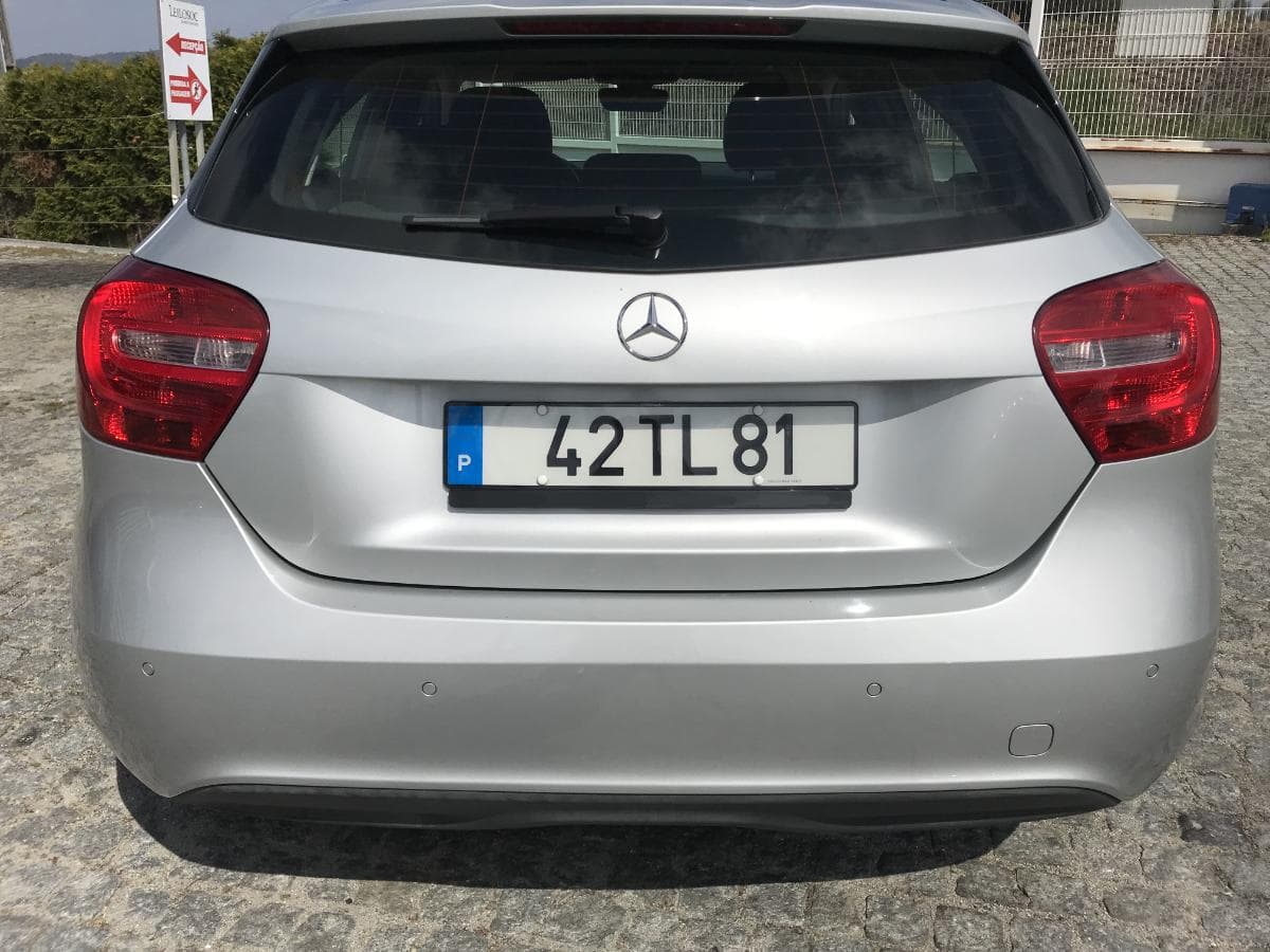 Mercedes-Benz A180CDI · Ano 2013 — image 9