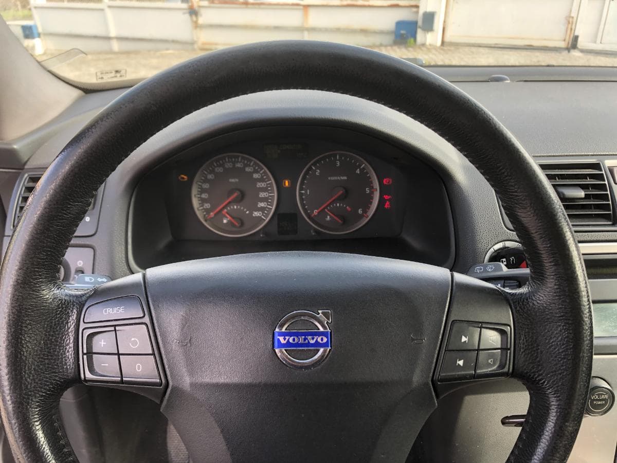 Volvo V50 · Ano 2006 — imagen 17