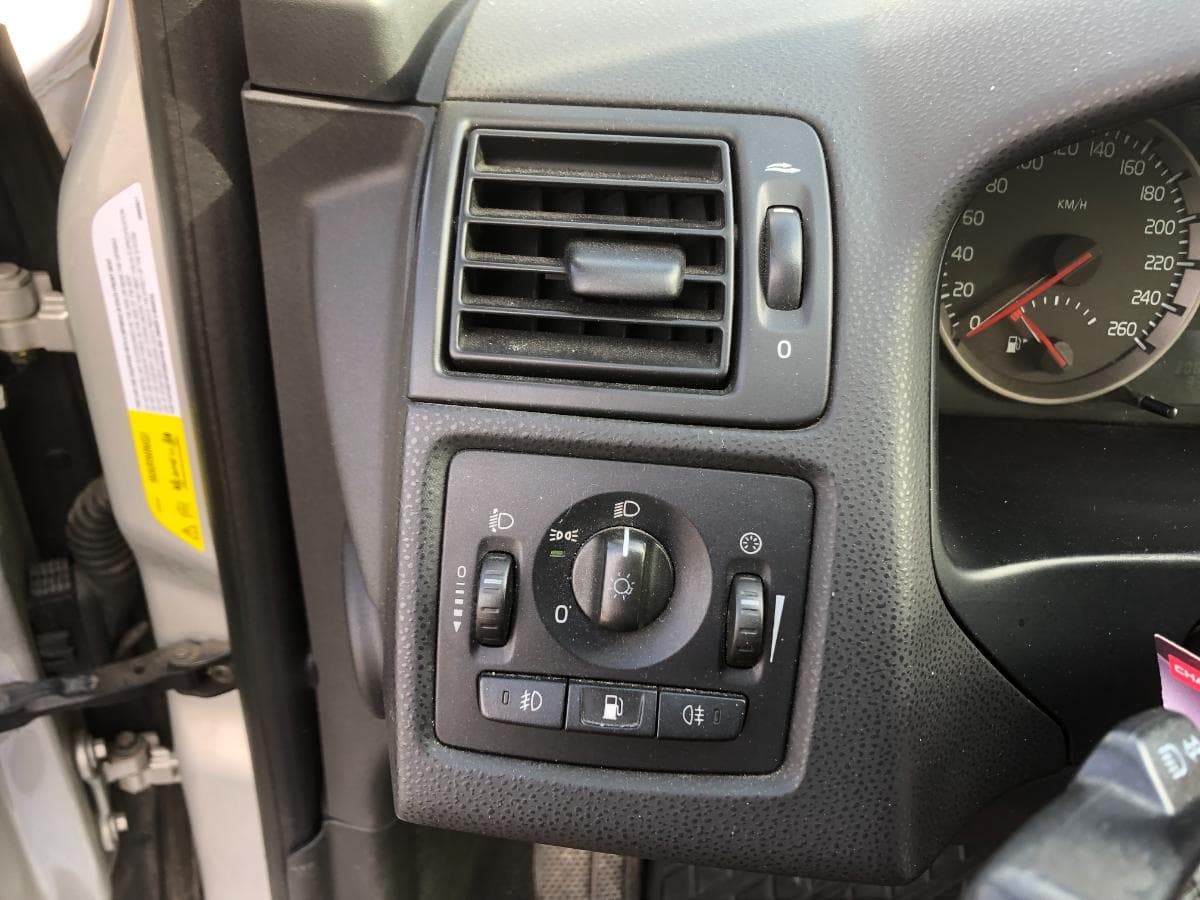 Volvo V50 · Ano 2006 — imagen 18