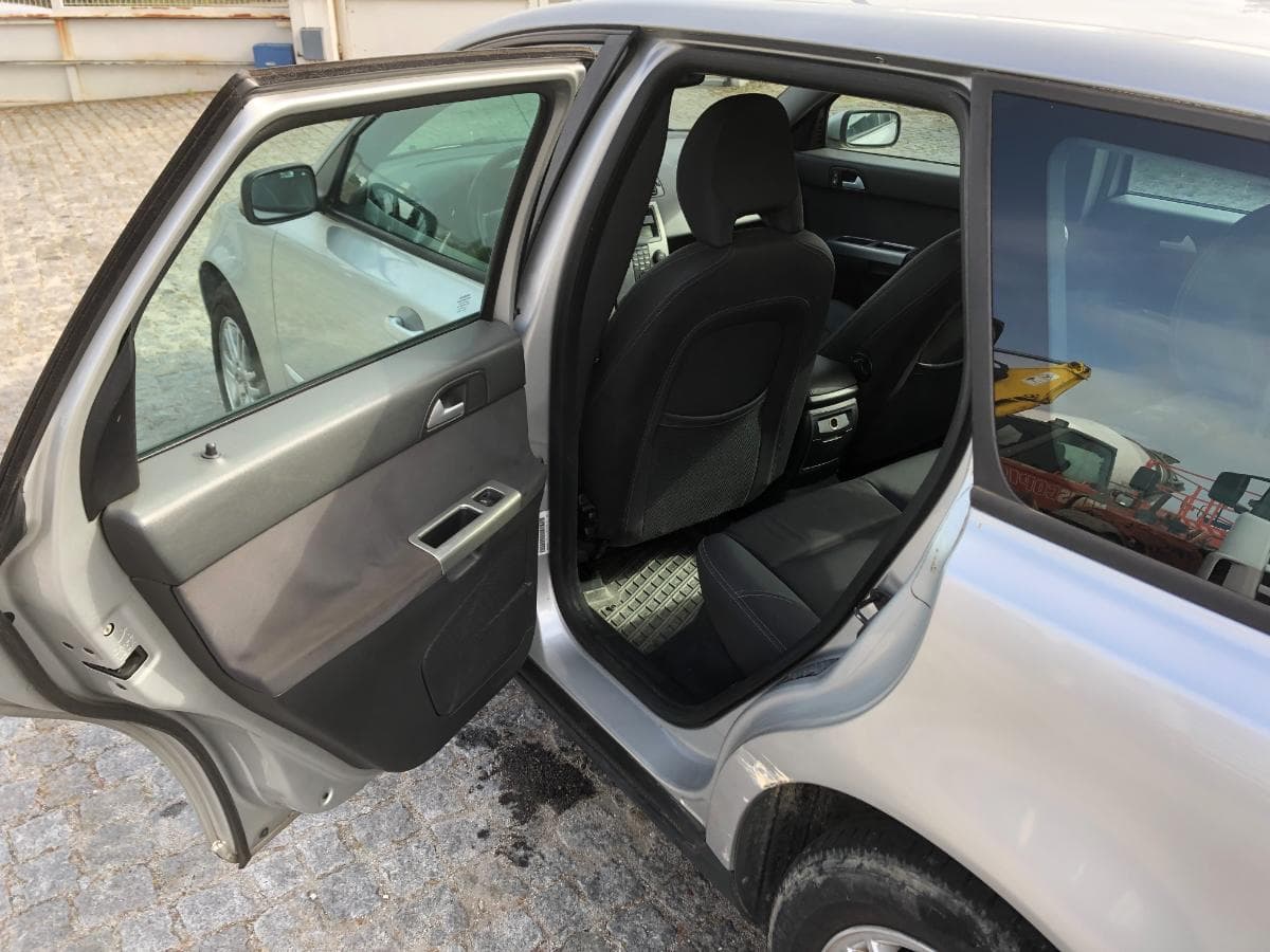 Volvo V50 · Ano 2006 — imagen 26