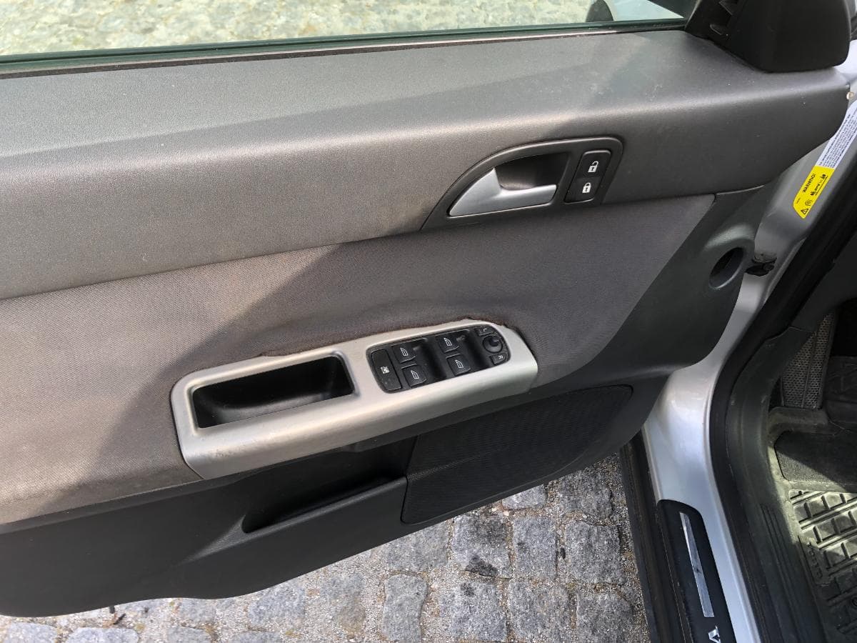 Volvo V50 · Ano 2006 — imagen 35