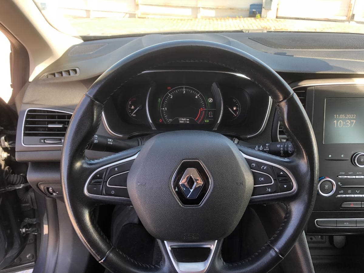 Renault · Ano    AI-97-XB — imagem 21