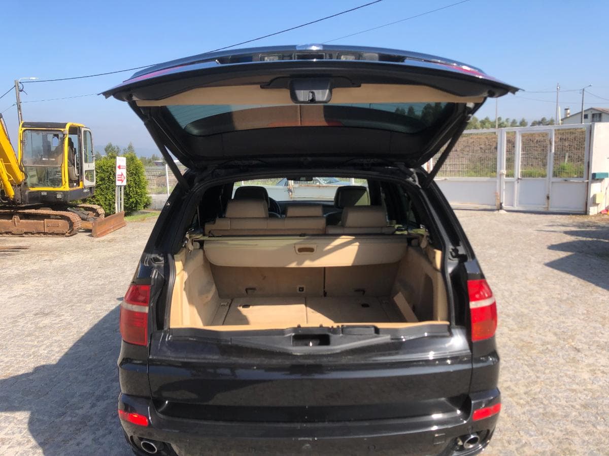 BMW X5 3.0 · Ano 2009 — imagen 7