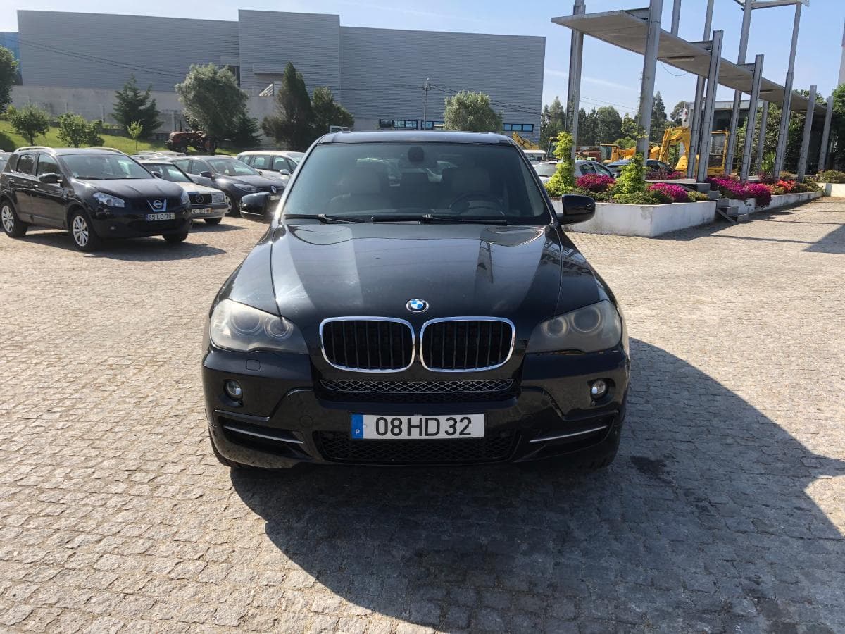BMW X5 3.0 · Ano 2009 — imagen 2