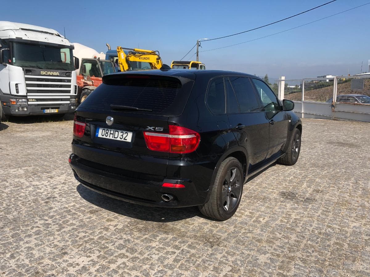 BMW X5 3.0 · Ano 2009 — imagen 5