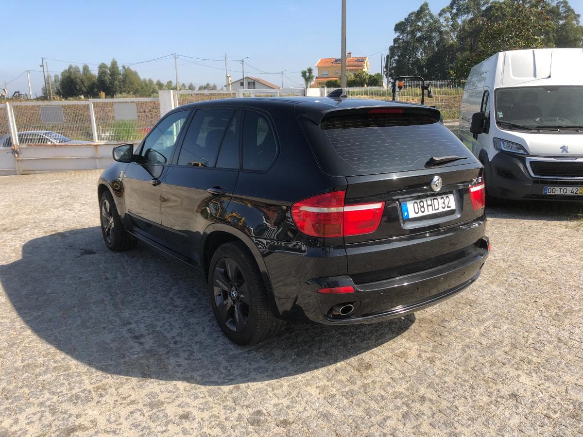 BMW X5 3.0 · Ano 2009 — imagen 10