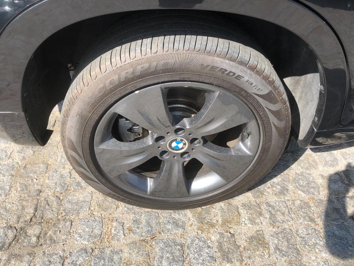 BMW X5 3.0 · Ano 2009 — imagen 15