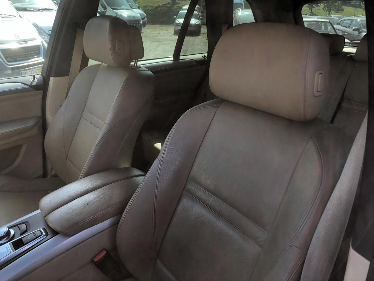 BMW X5 3.0 · Ano 2009 — imagen 32