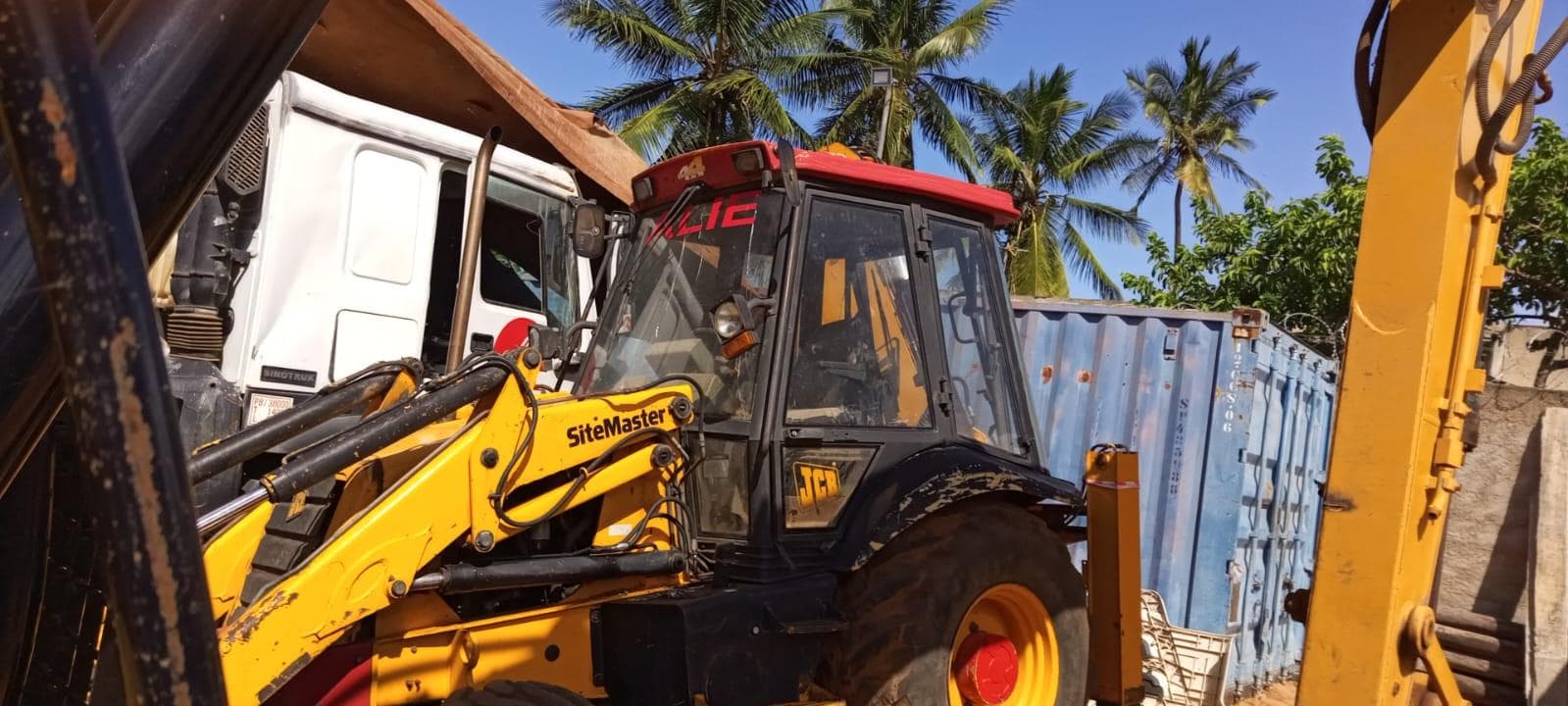 Retroescavadora JBC 3CX — imagem 5