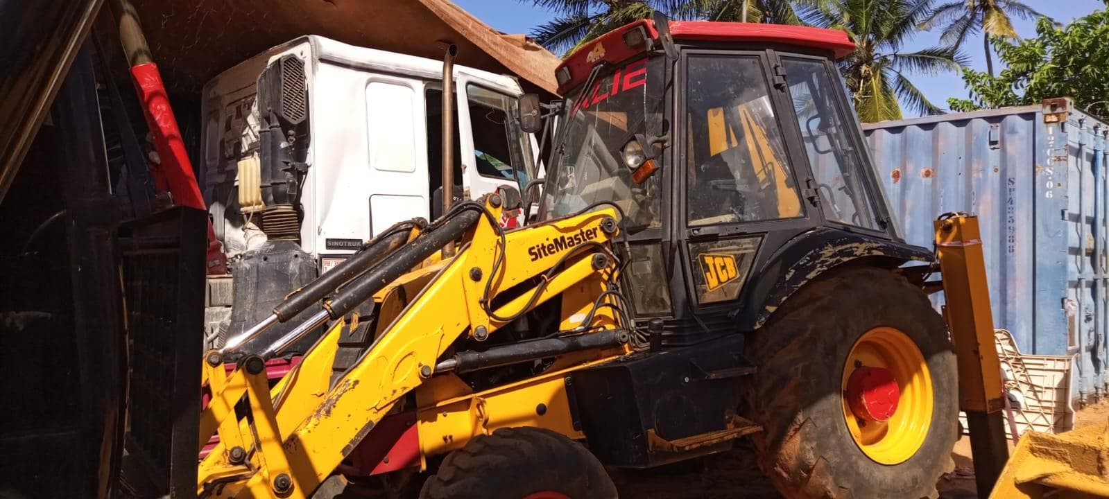 Retroescavadora JBC 3CX — imagem 13
