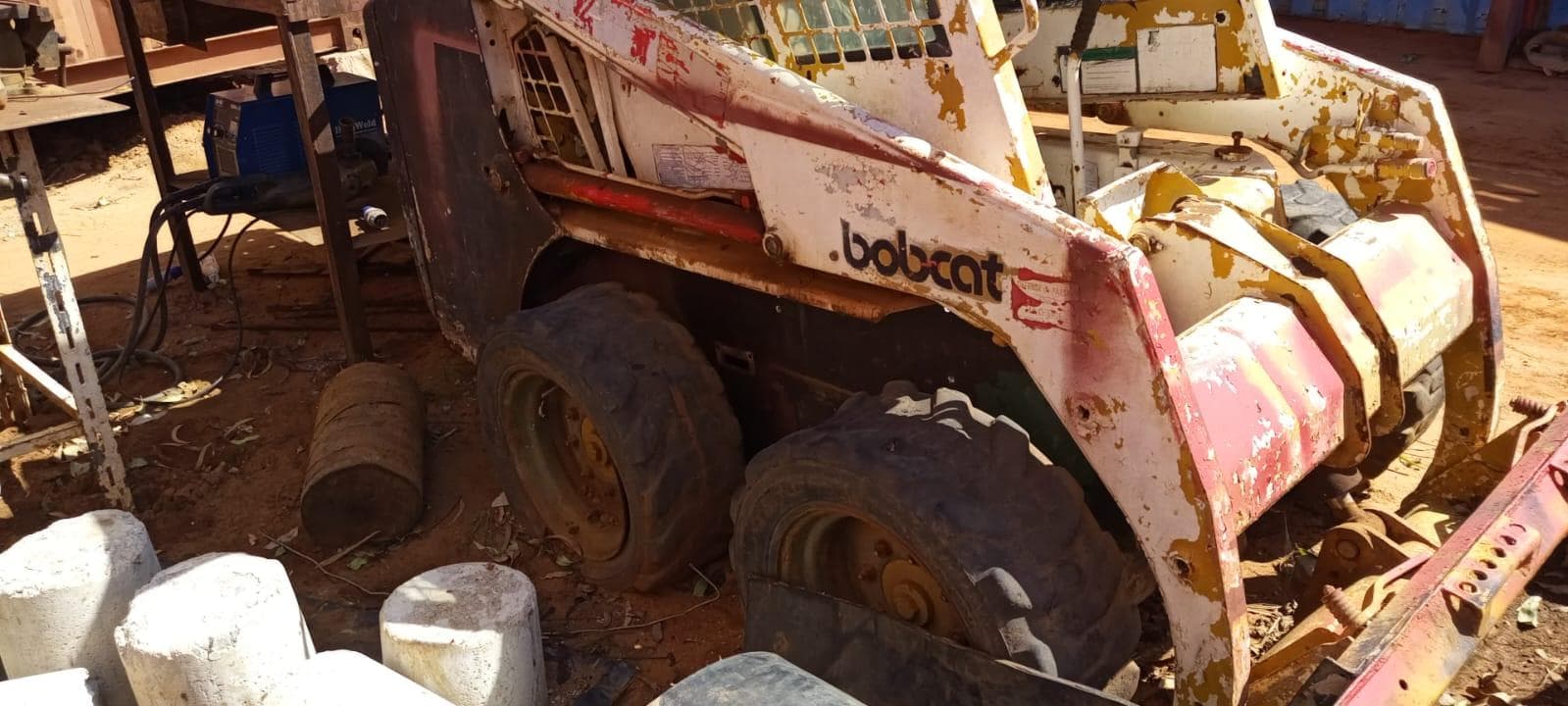 Bobcat carregadeira — imagem 3