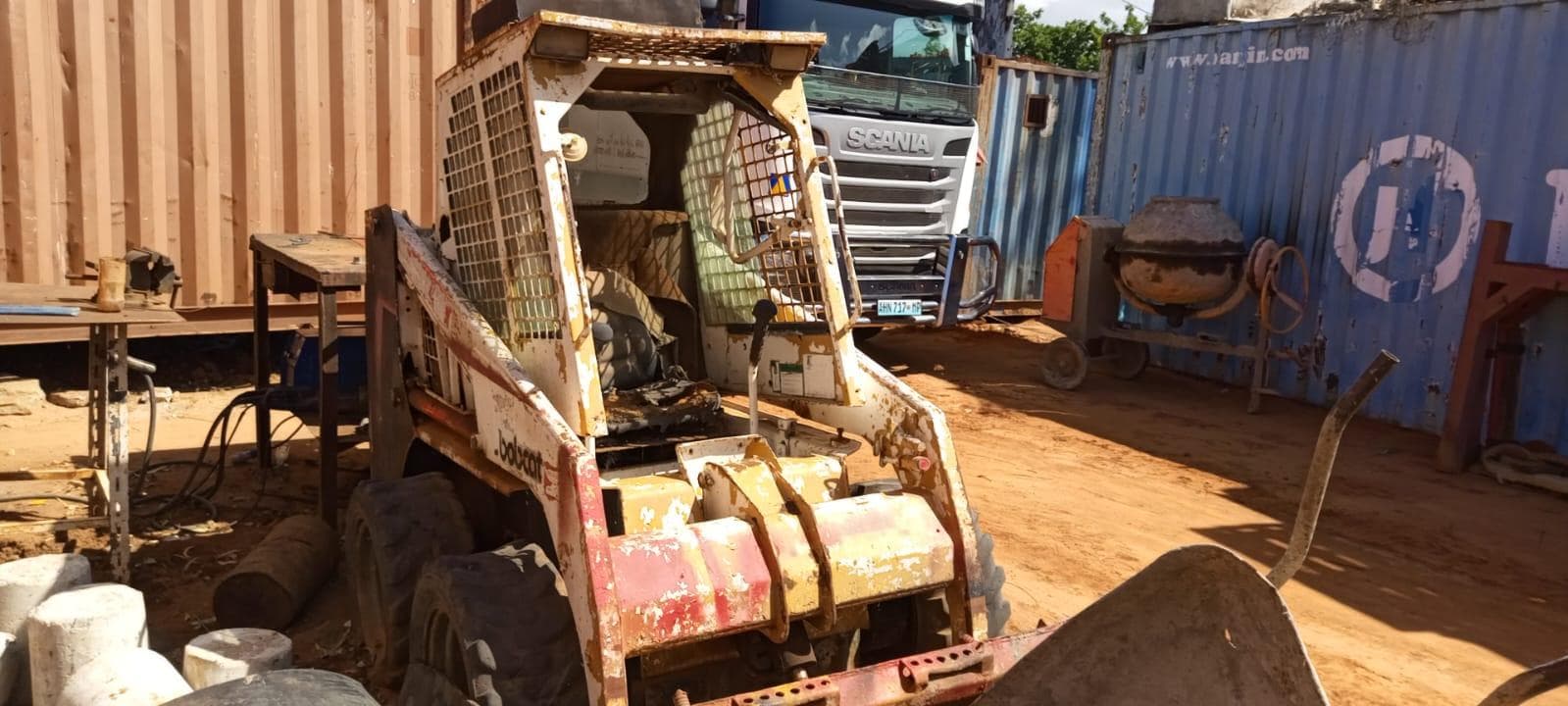 Bobcat carregadeira — imagem 5