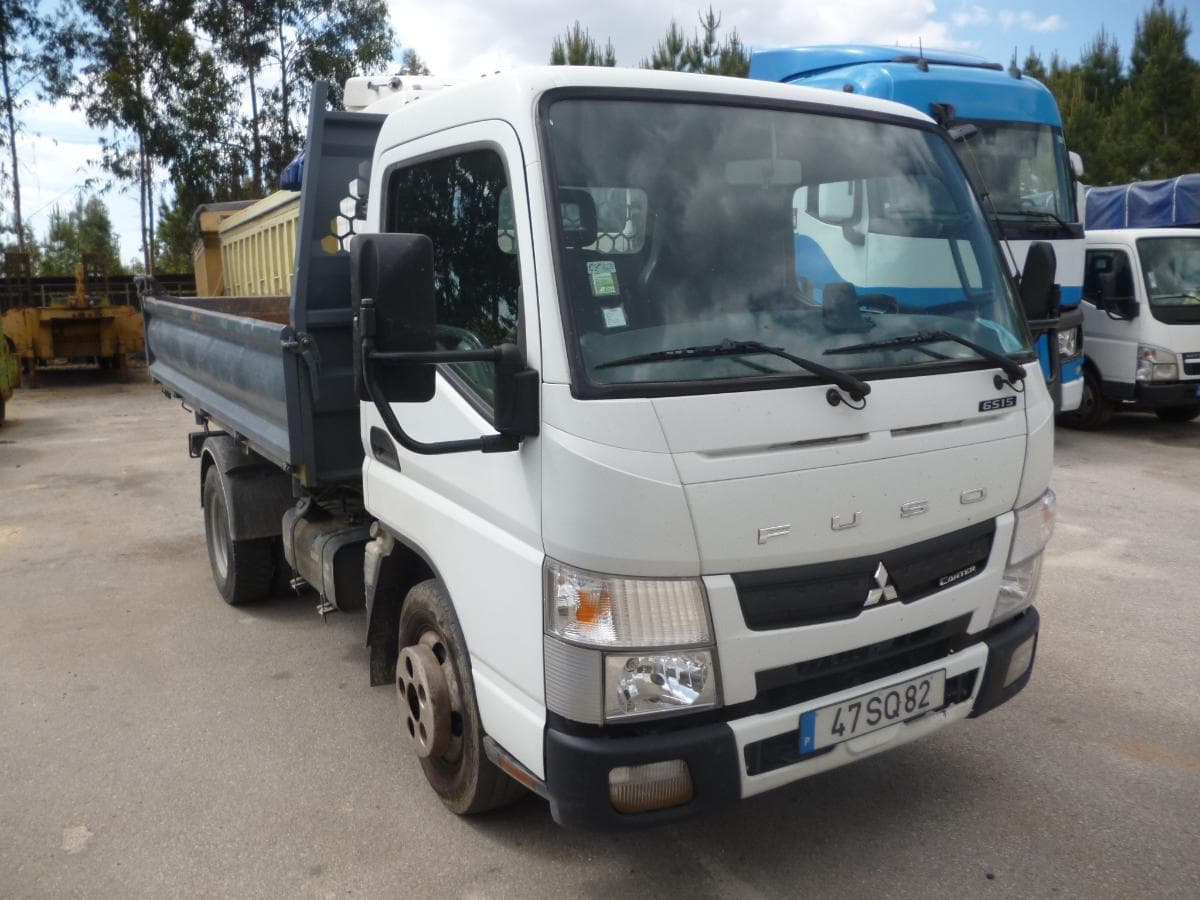 MITSUBISHI CANTER FUSO — imagen 2