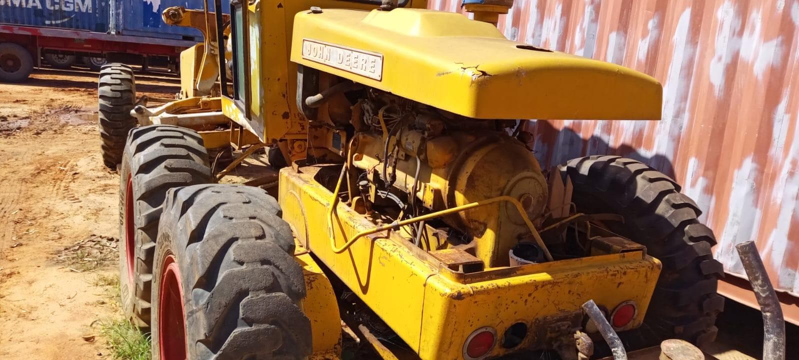 Niveladora John Deere 570A- 07996T — imagem 14