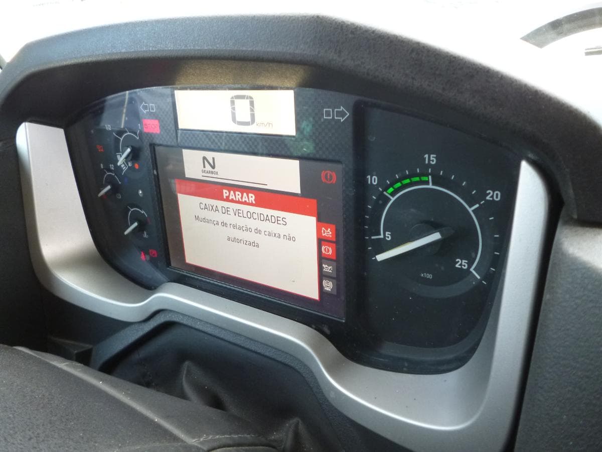 RENAULT T460 — imagem 8