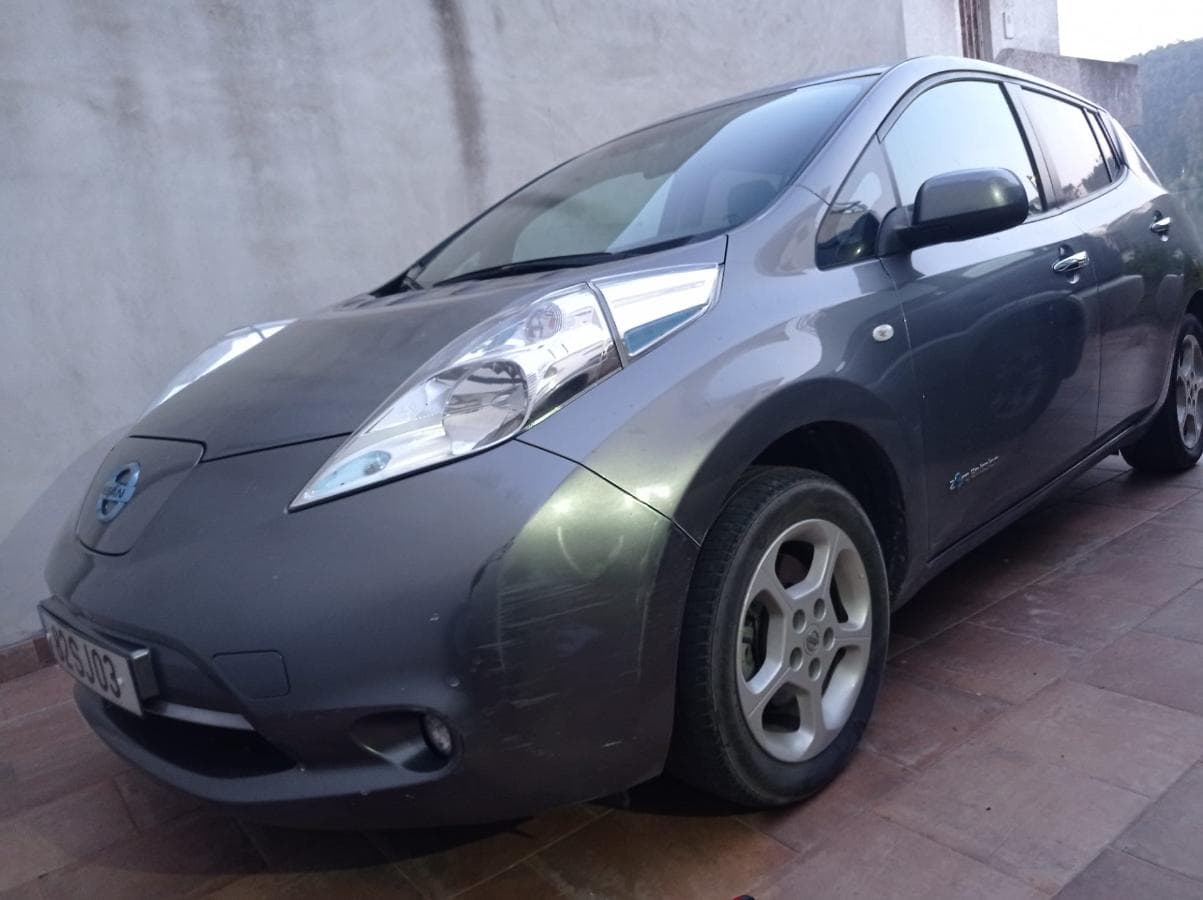 NISSAN LEAF — imagen 1