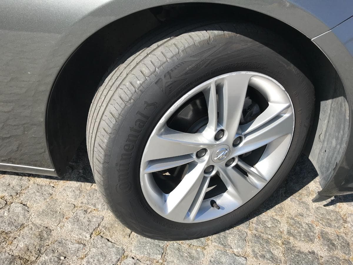 Opel Insígnia Grand Sport 1.6 TDCI · Ano 2019 — imagem 15