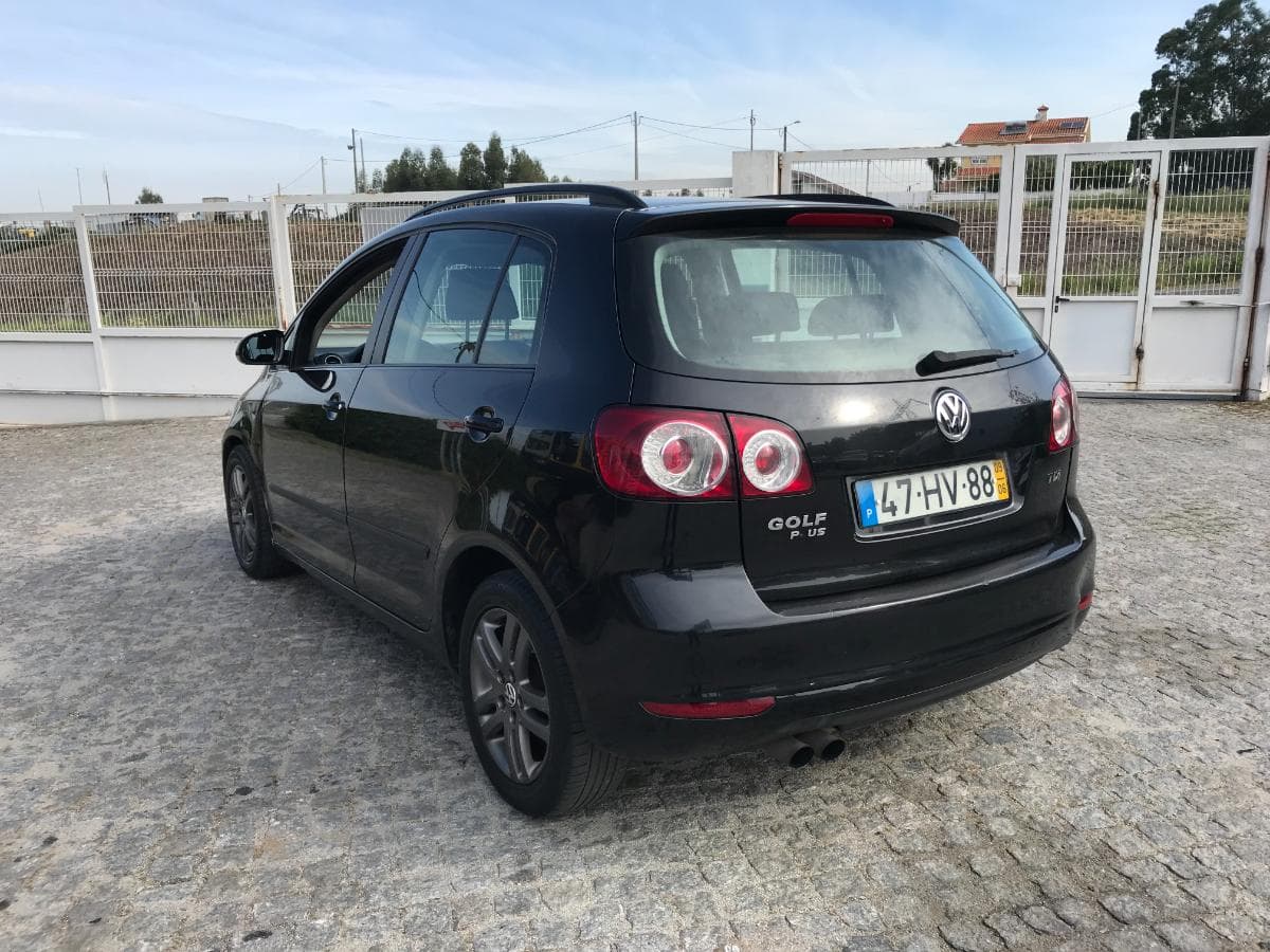Volkswagen Golf Plus 2.0 TDI · Ano 2009 — imagem 6