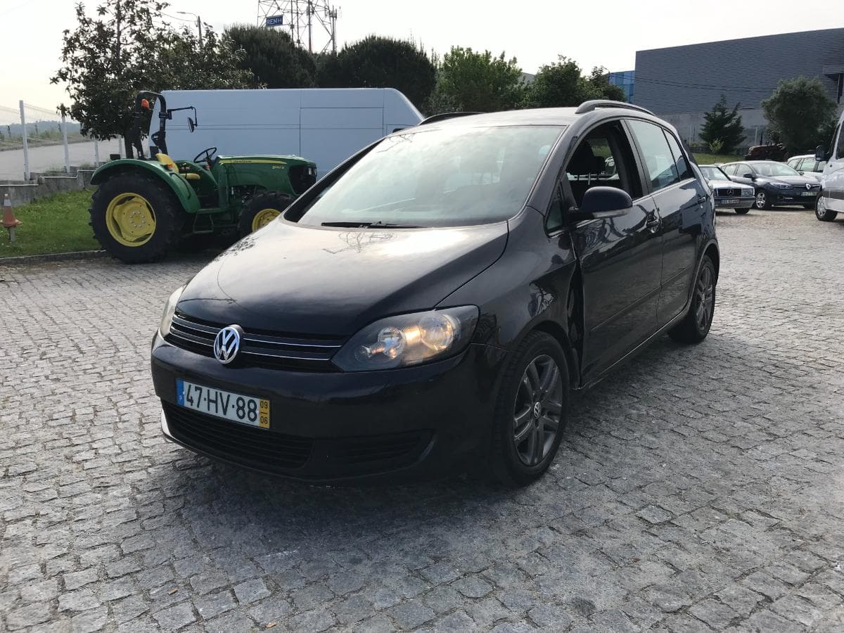 Volkswagen Golf Plus 2.0 TDI · Ano 2009 — imagem 5