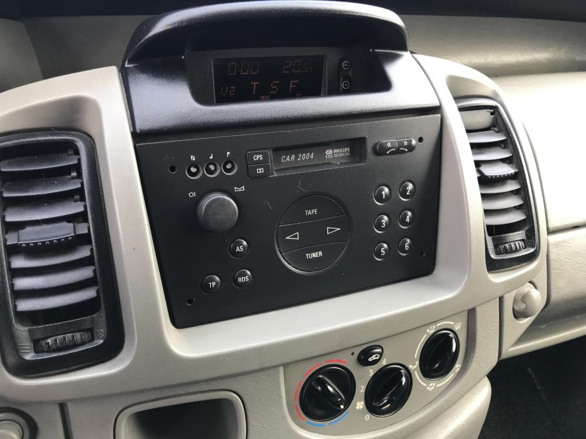 Opel Vívaro 1.9DI · Ano 2001 — imagem 24