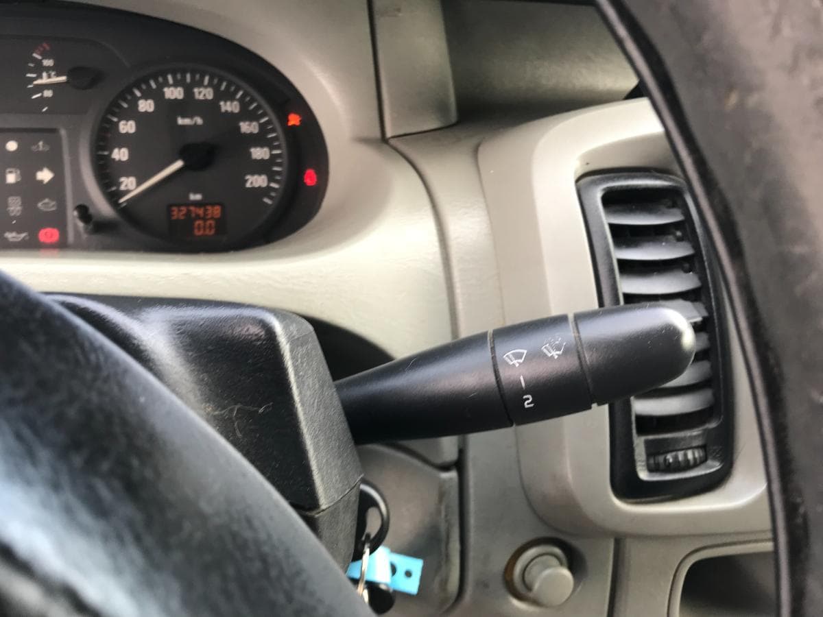 Opel Vívaro 1.9DI · Ano 2001 — imagem 25