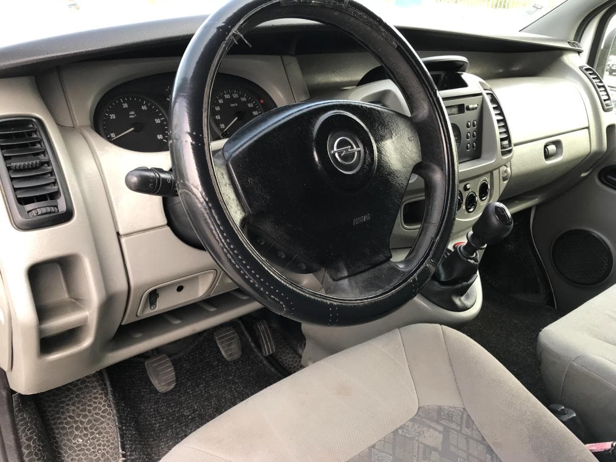 Opel Vívaro 1.9DI · Ano 2001 — imagem 28