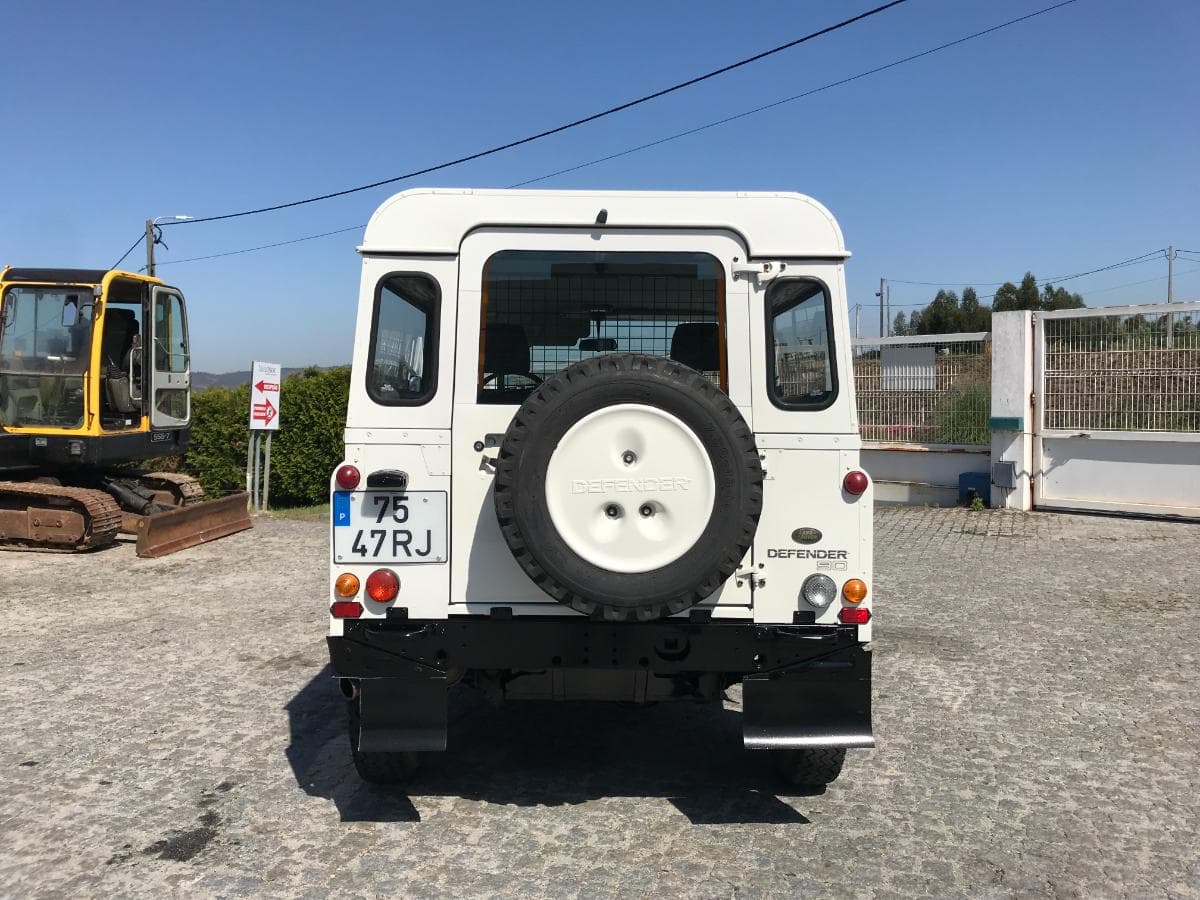 Land Rover Defender TD5 90HT · Ano 2001 — imagen 8